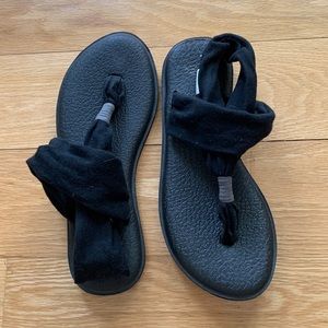 Sanuk Yoga Sling Thong Sandals Size 7 Black
